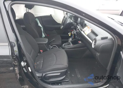 2019 Kia Forte Lxs z USA, uszkodzony, nr VIN 3KPF24AD5KE059522